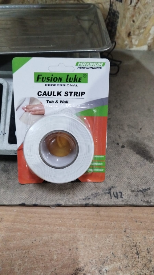 Лента-бордюр для раковин и ванн белая 20мм х 20мм х 3м