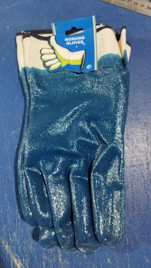 Перчатки нитриловые, полный облив. Крага.