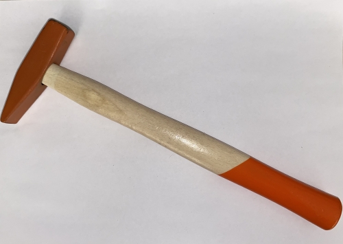 Молоток слесарный деревянная рукоятка 500г