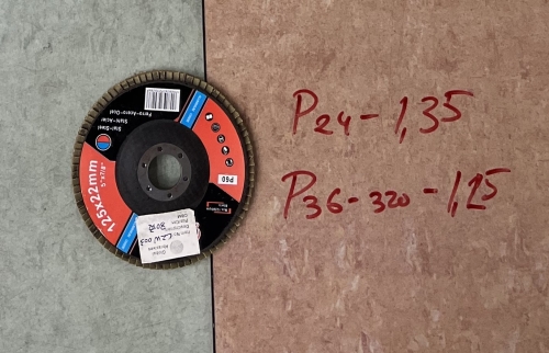 Круг лепестковый торцевой 125х22мм Р80