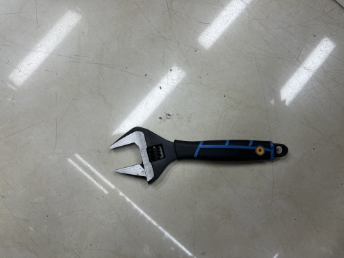 Ключ разводной с тонкими губцами 150мм