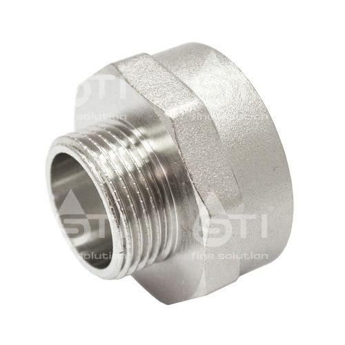 Переходник латунный внутренняя/наружная резьба 1 1/4"x1"