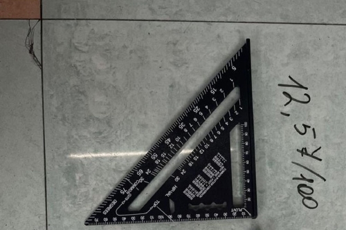 Угольник кровельный универсальный 175мм